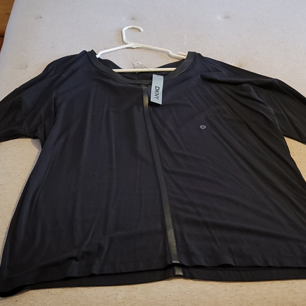 Dkny 3/4 sleeve top